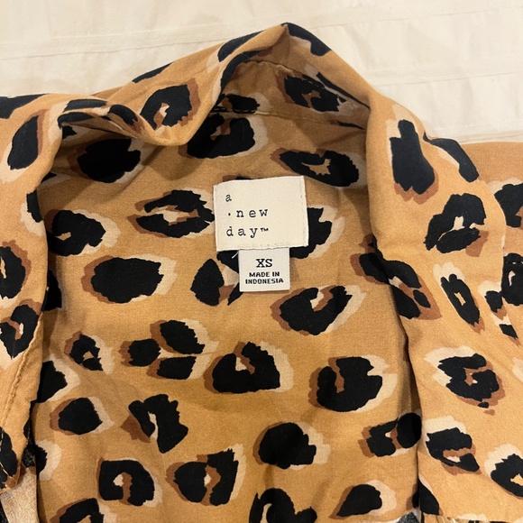 A New Day Knee-Length Leopard Dress with Belt, EUC - Picture 2 of 4